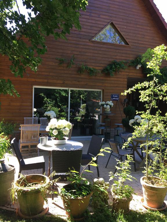 La Nicoulette Bed & Breakfast Gapennes Exterior photo